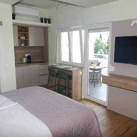 Apartments Bombonin Makarska Esterno foto