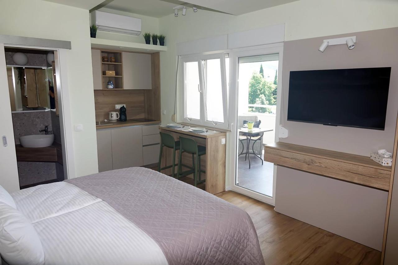 Apartments Bombonin Makarska Esterno foto